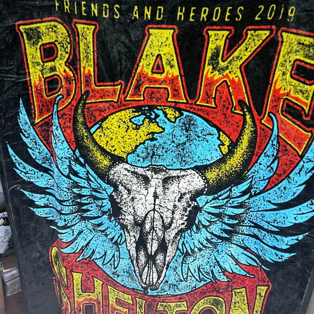 BLAKE SHELTON 